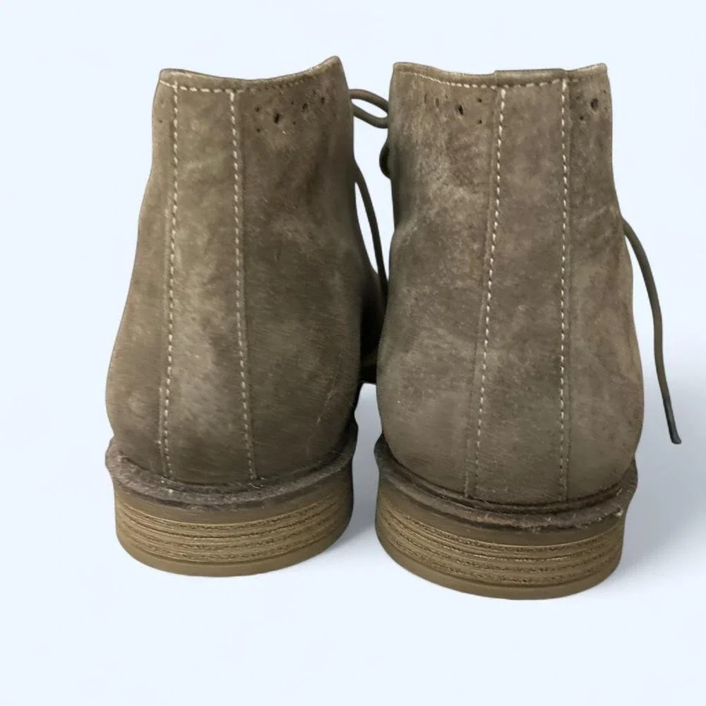 New HUSH PUPPIES 